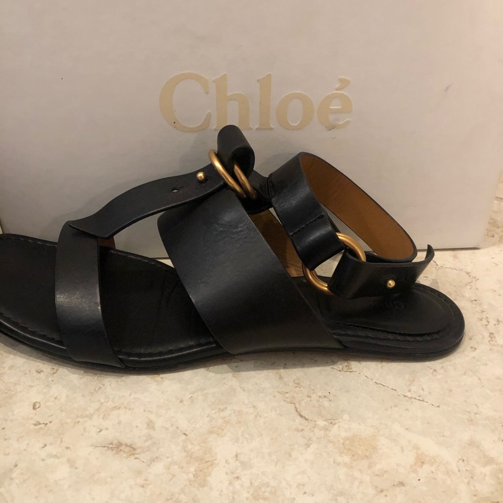Chloe women’s sandals